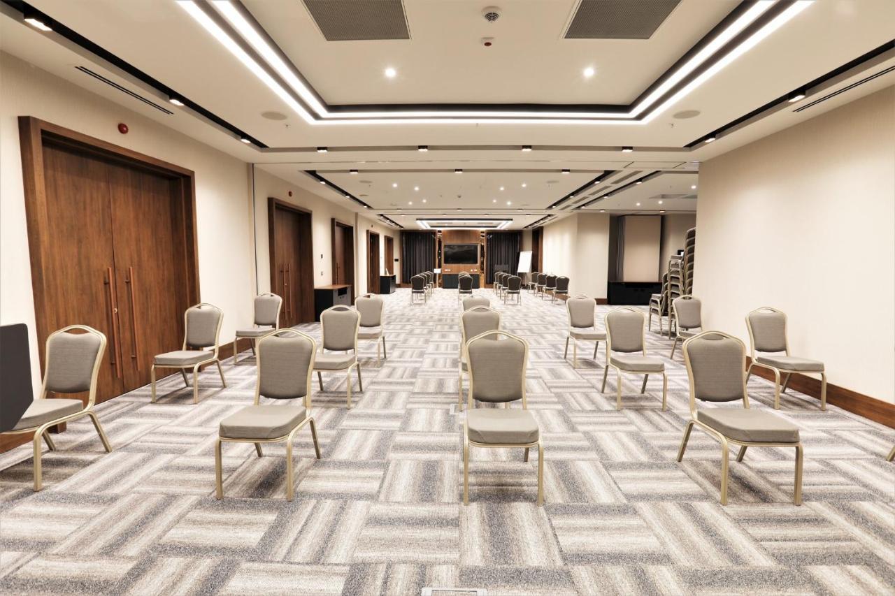Limak Luxury 5* Szkopje